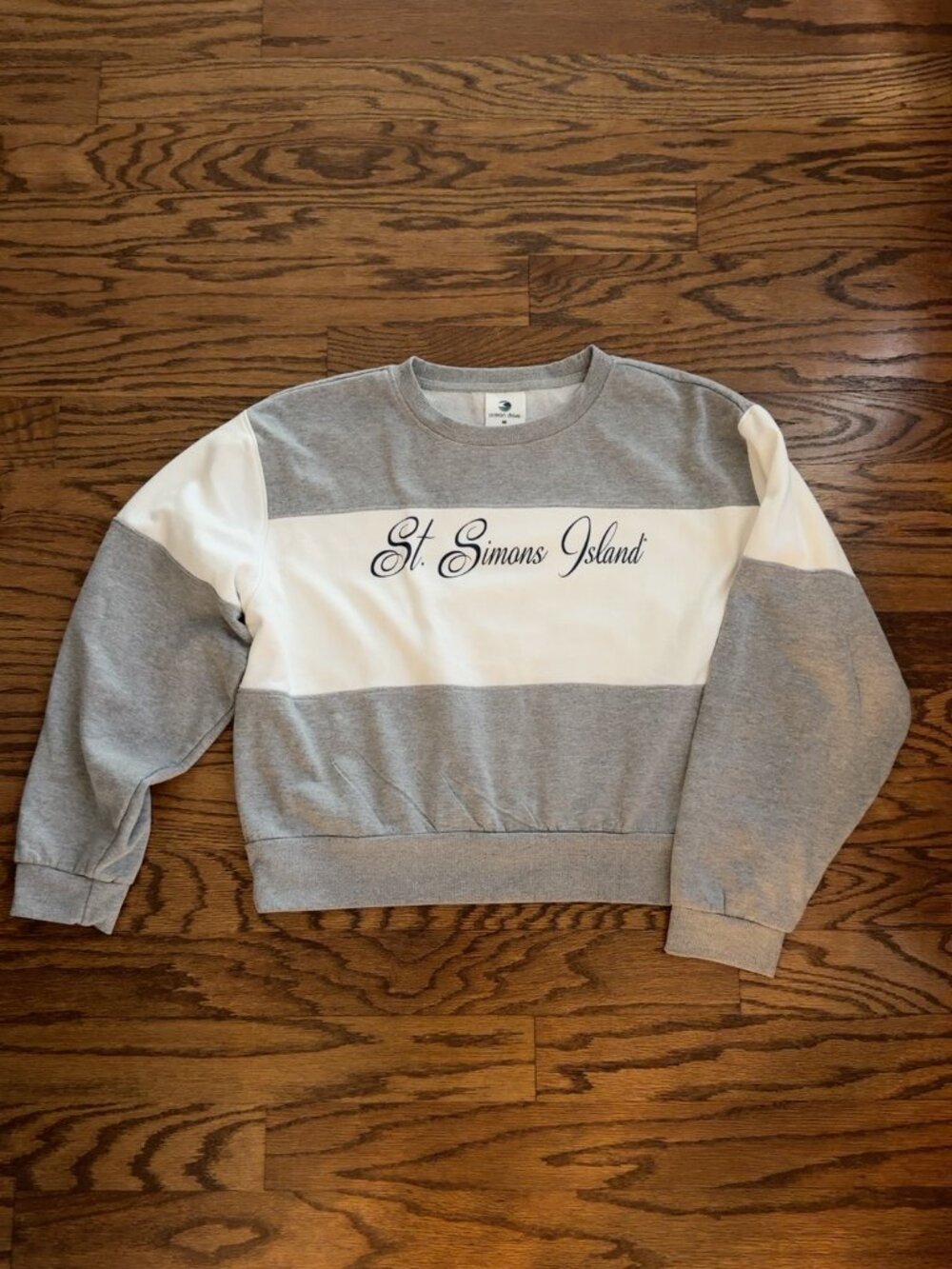 Ocean Drive St. Simons Island Gray Colorblock Sweatshirt, Women's Size M